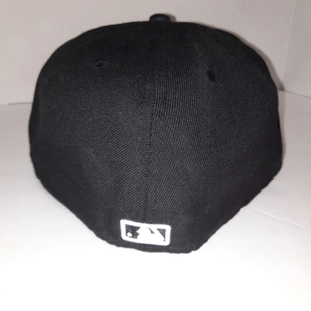 NWT New Era Houston Astros Retro Logo Black White Fitted Hat - Picture 3 of 3